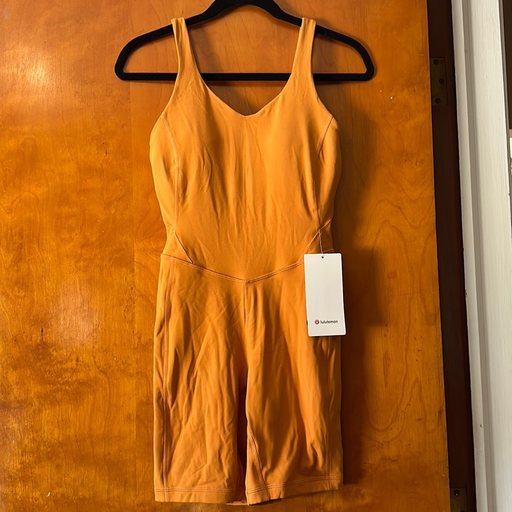 NWT Lululemon bodysuit